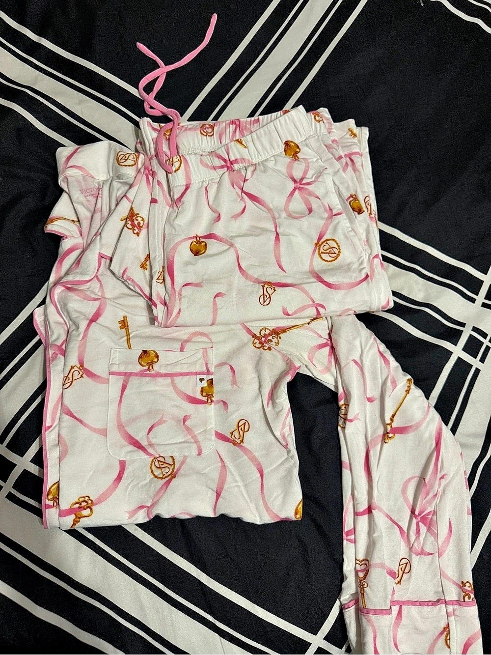 Victoria's Secret Long Pajama Set Pink & White